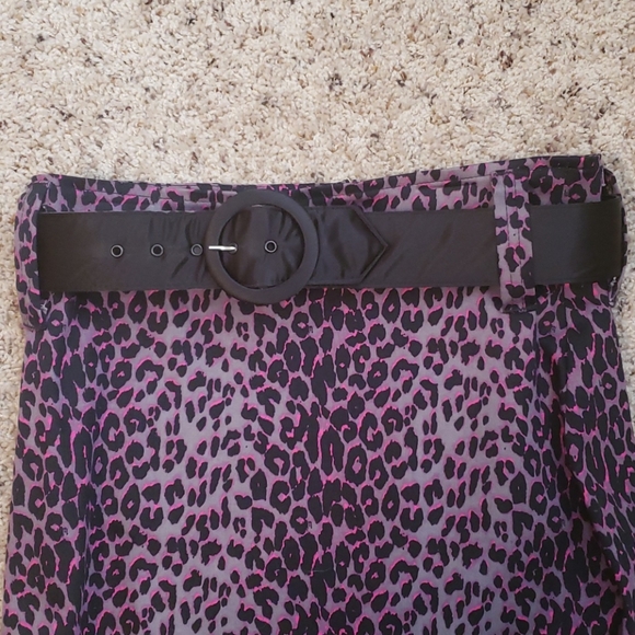 Switchblade Stilleto leopard print pencil skirt - Picture 5 of 7